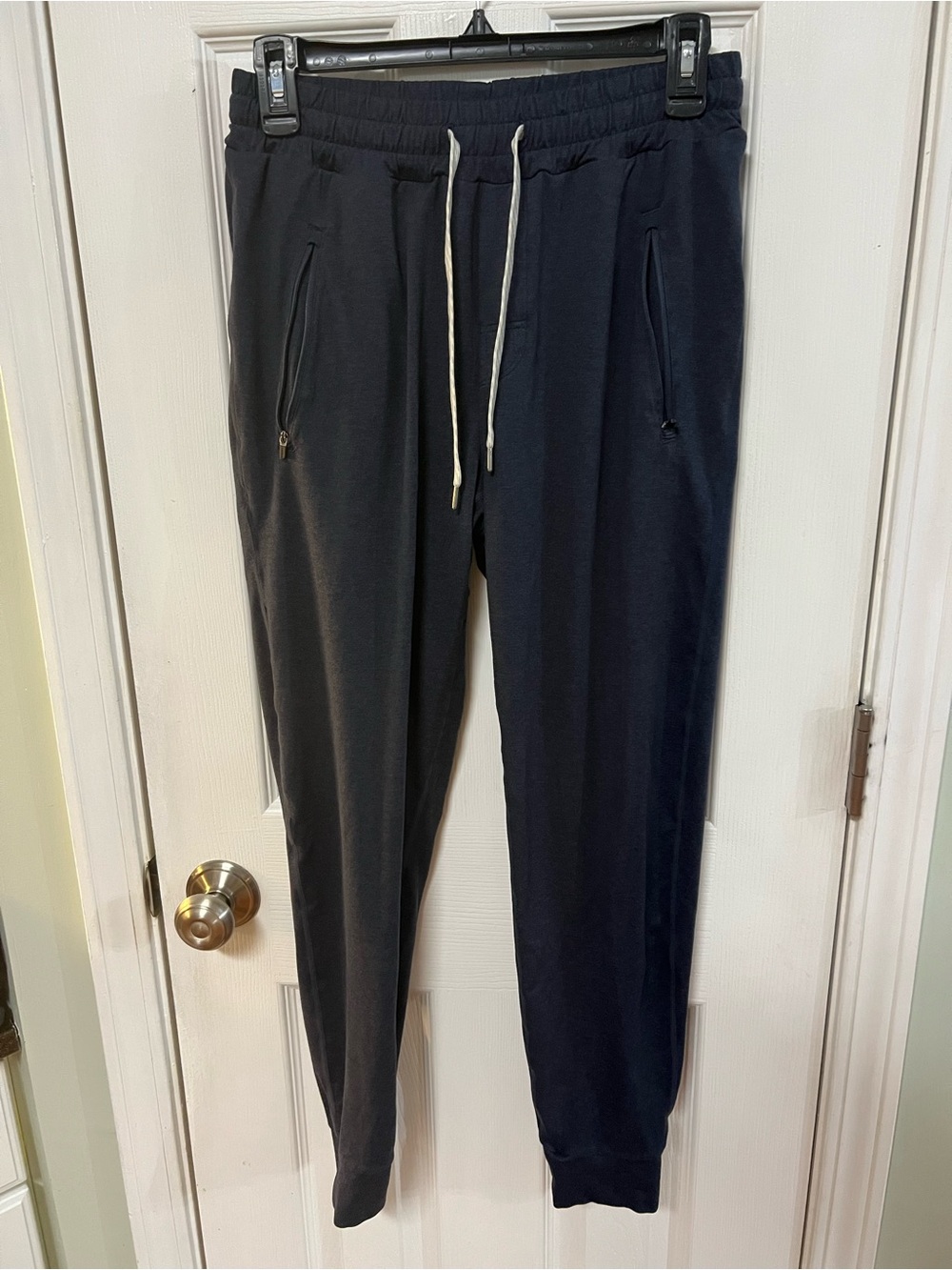 Vuori Ponto Performance Jogger- Azure Heather - Picture 2 of 6